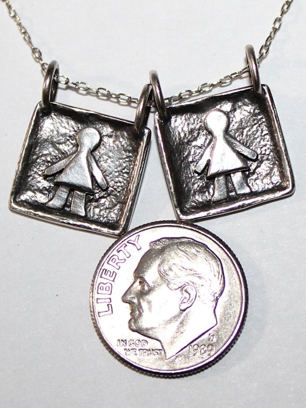Silpada Sterling Silver Loved One Girl Pendants Necklace 4 Grams - Picture 2 of 8